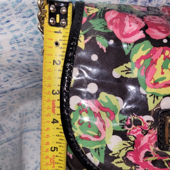 Betsey Johnson Floral Print crossbody NWOT - Picture 10 of 10